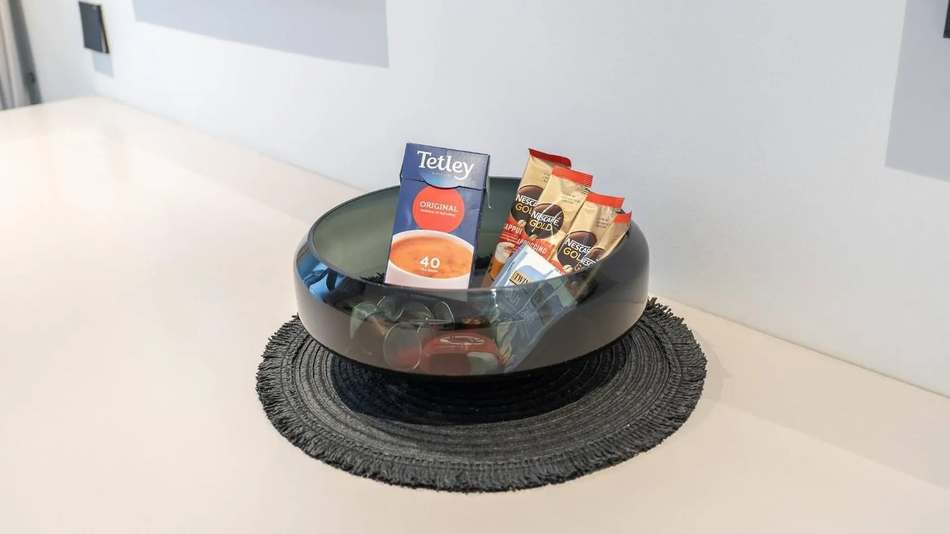 Spacious 1Bedroom, Burj Views, Infinity Pool Jacuzzi Дубай 0*,  ОАЭ