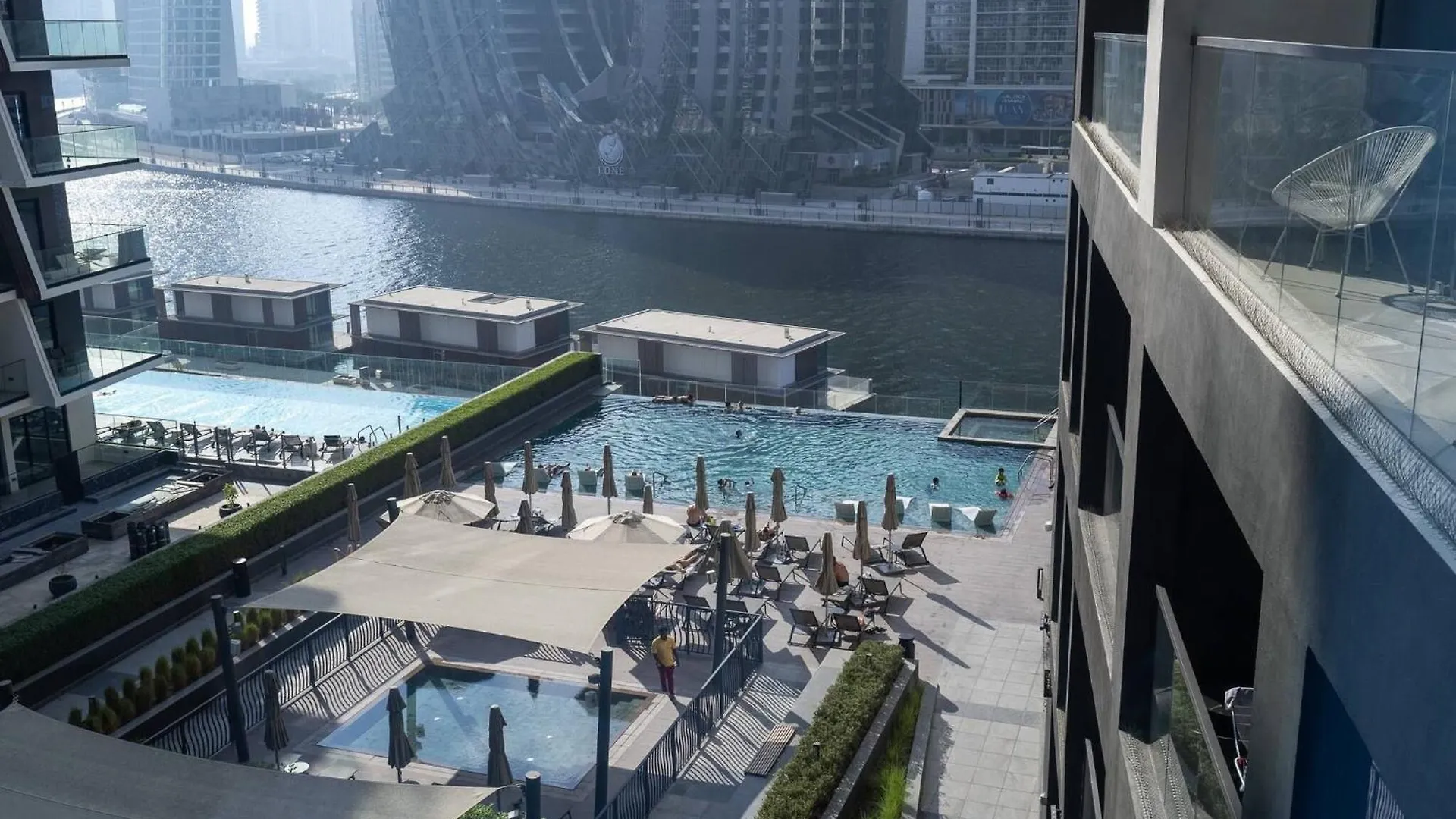 Апартаменты Spacious 1Bedroom, Burj Views, Infinity Pool Jacuzzi Дубай ОАЭ