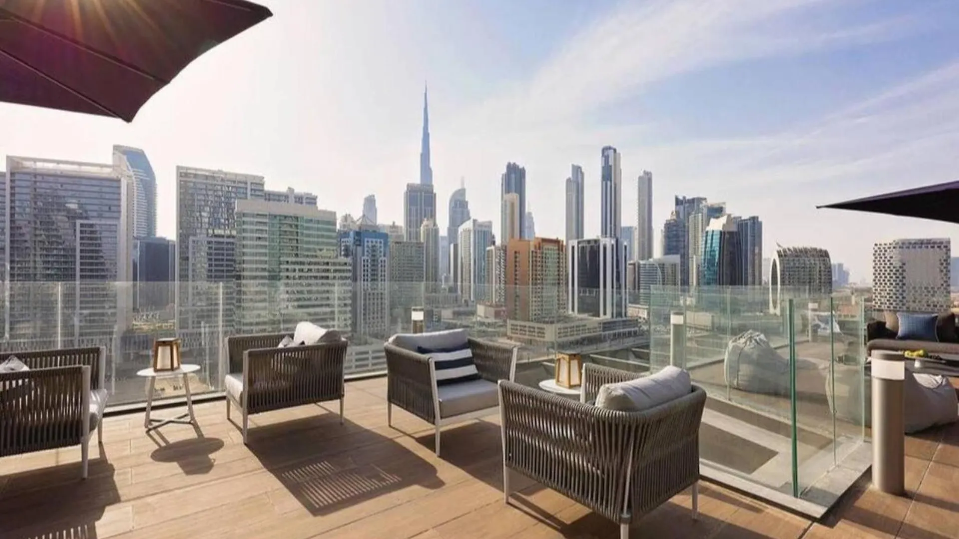 Апартаменты Spacious 1Bedroom, Burj Views, Infinity Pool Jacuzzi Дубай