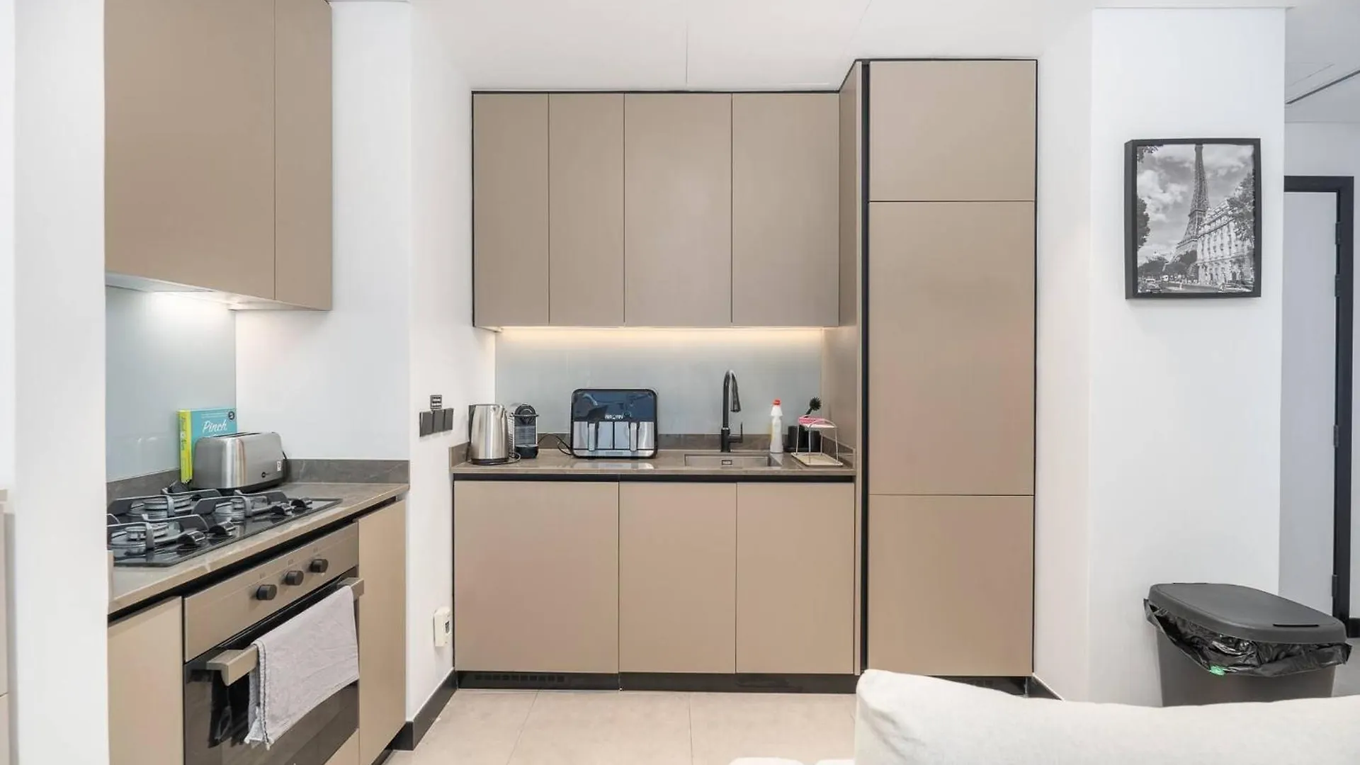 Apartment Spacious 1Bedroom, Burj Views, Infinity Pool Jacuzzi Dubai United Arab Emirates